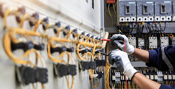 Professional Electrician technician working in Stamps, AR